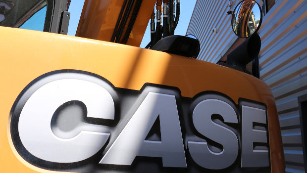 83 TP Services, distributeur Case en PACA