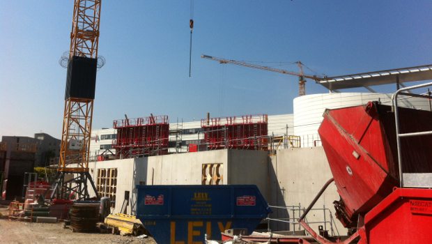 Grenoble : Cemex façonne l'amphithéâtre de Minatec