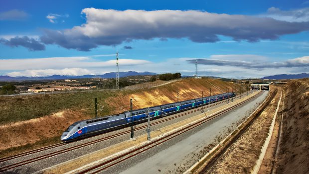 Le TGV dessert trop de gares