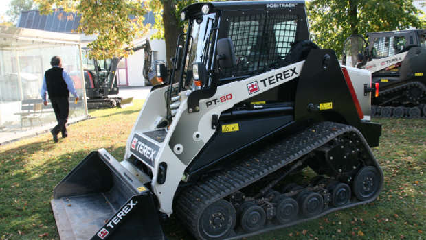 Accord Terex Manitex sur les chargeuses compactes
