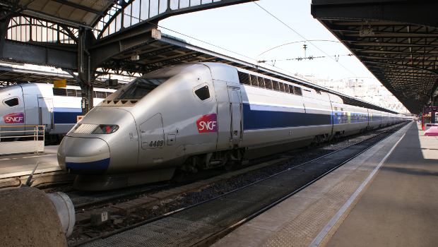 Macron autorise l’acquisition des activités énergétiques d’Alstom par GE