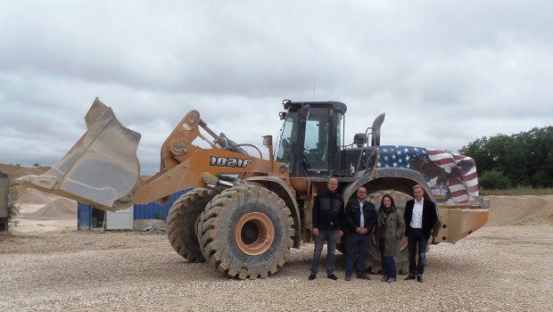 La société Bredillet met Case à l'heure américaine