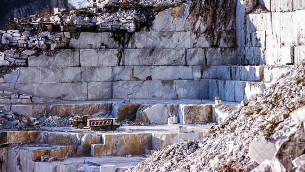 En Russie, une carrière de marbre se dote d’un concasseur Sandvik