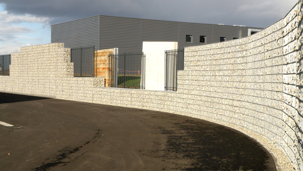 Stonekit réinvente le mur de clôture