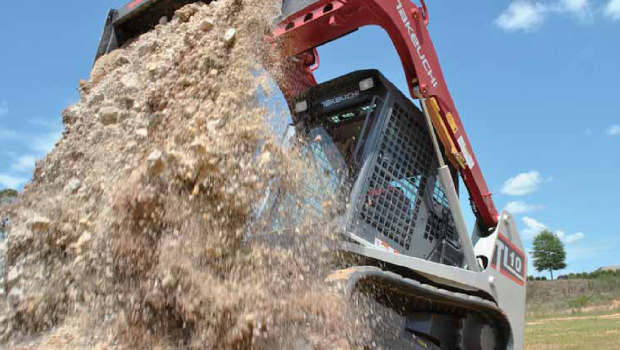 Takeuchi France réorganise son réseau