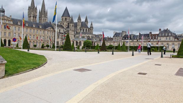Caen : la roue des couleurs 