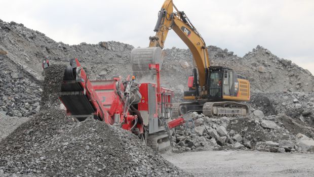 Concasseurs et cribles mobiles, synonymes de productivité 