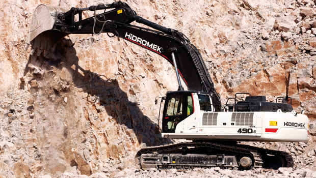 Hidromek complète ses gammes par le haut