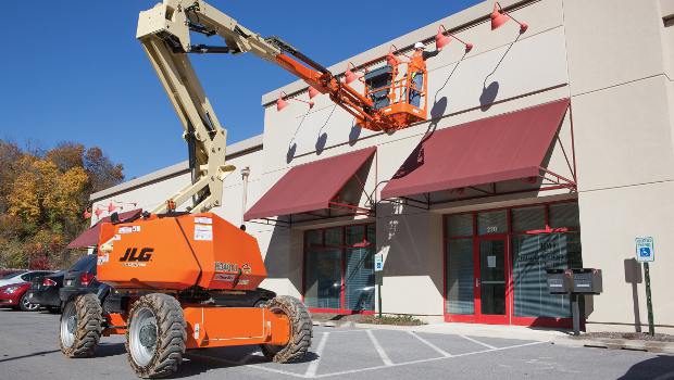 Les nacelles articulées hybrides de JLG à Intermat