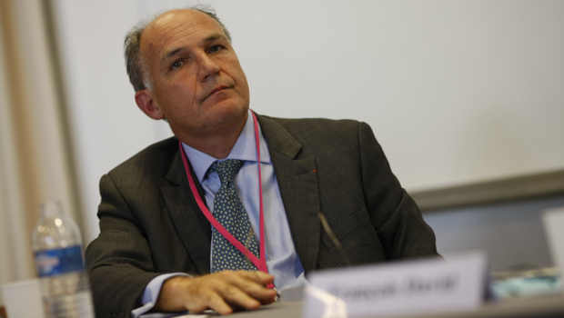 Saint-Gobain poursuivra en 2015 ses priorités stratégiques