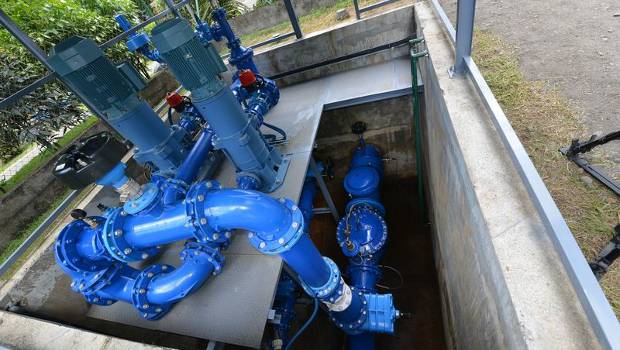 Tahiti puise son électricité dans l'eau potable