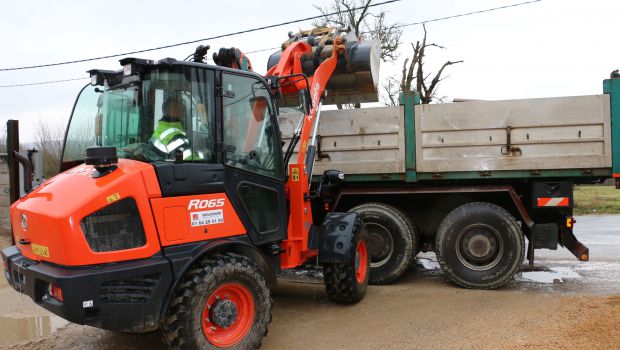 Chargeuse Kubota R065 : un rôle sur mesure... 
