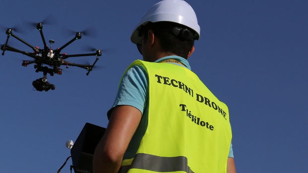 Techni Drone présente ses services à Intermat