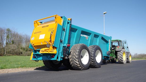 7322 : le nouvel épandeur RollForce de Rolland