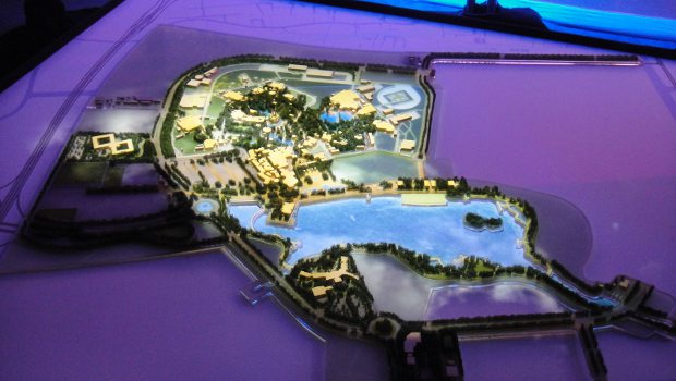 Shanghai : un parc à thème en construction à Pudong