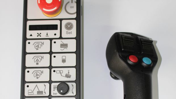 Nouvelles commandes pour les faucheuses Rousseau