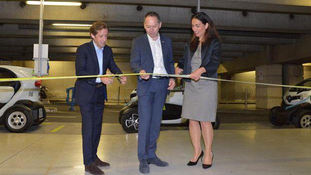 La gare Paris-Montparnasse dispose d'une station de véhicules électriques