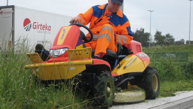 Saelen distribue les débroussailleuses Canycom