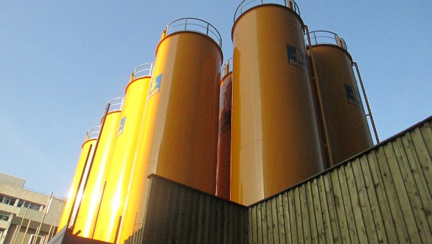 Au Maroc, le ciment fléchit légèrement