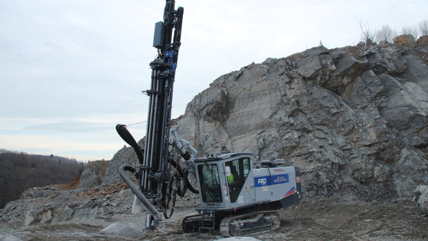 Furukawa renouvelle ses foreuses hors trou