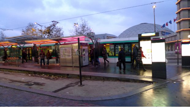 A Paris, le tramway T4 se fraie un nouveau chemin