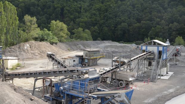 De l’acier pour faire tourner une carrière ! 