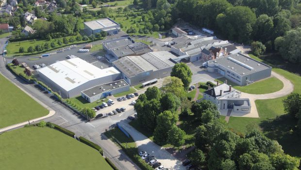 Un spécialiste des réseaux ouvre ses portes 