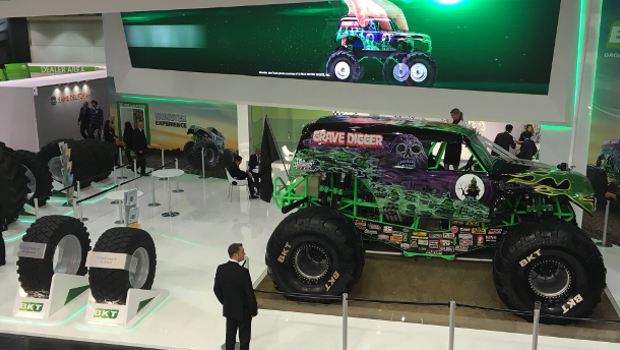 BKT : un Monster Truck à Agritechnica 2015