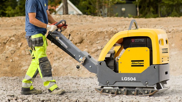 Atlas Copco étend sa gamme de plaques vibrantes