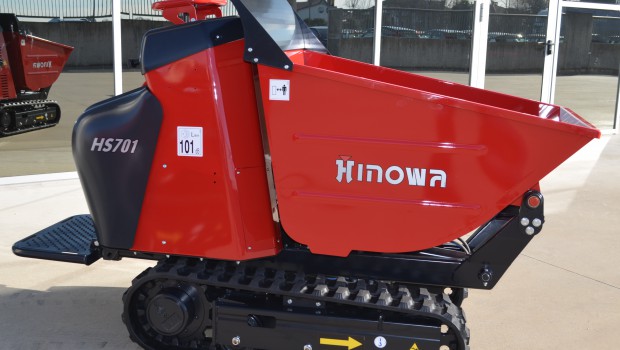 Hinowa complète ses mini tombereaux avec une version essence