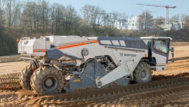 Wirtgen expose son module d'épandage S-Pack à Bauma