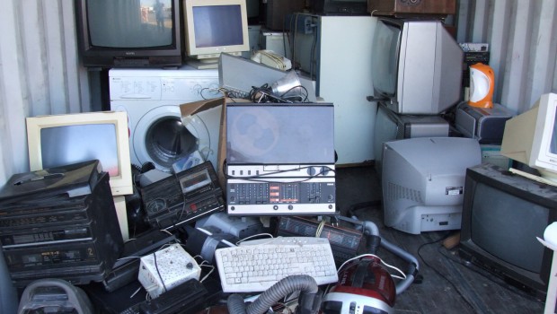 Eco-systèmes : 460 000 t de DEEE collectées et recyclées en 2015