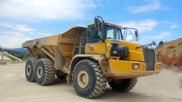 BKT expose un pneu pour applications en carrière