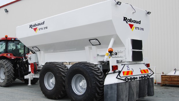 Rabaud lance une nouvelle génération d’épandeuses