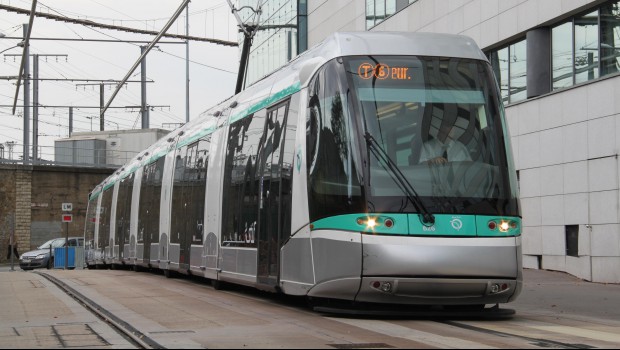 À Viroflay, le tramway T6 est à l'essai
