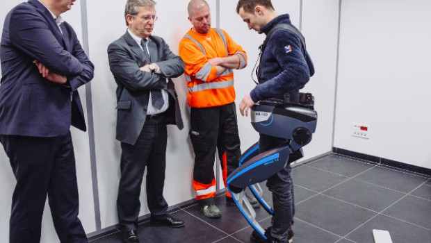 Point P. : L’exosquelette, un outil qui vous veut du bien