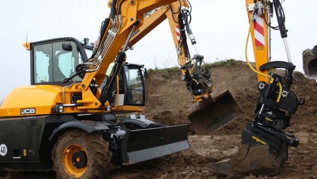 Engcon France parie sur la démocratisation des tiltrotateurs