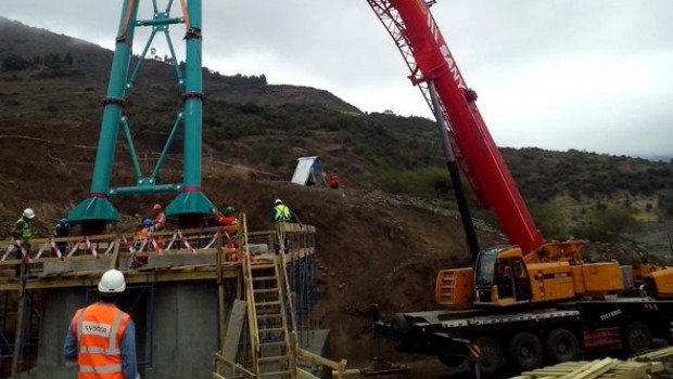 Le turc Yapi Merkezi signe pour 3,2 M$ de grues Palfinger Sany