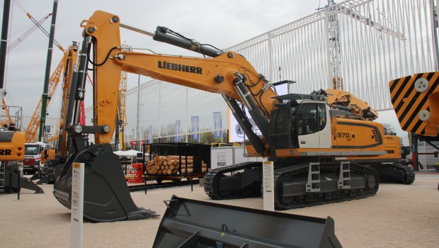Liebherr lance la pelle R 970 SME