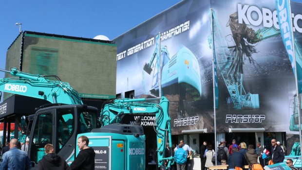 Kobelco désigne Solomat sur Paris et Agricane à la Réunion