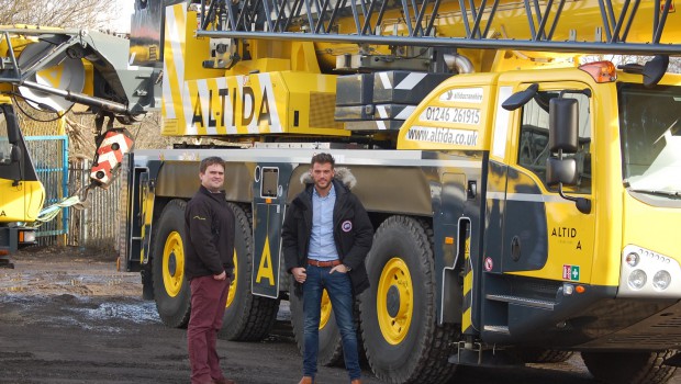 Altida Ltd acquiert la dernière grue tout-terrain de Terex