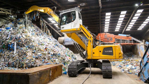 Une pelle de manutention électrique chez Liebherr