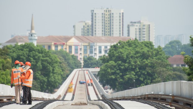 Colas Rail met le métro léger de Kuala Lumpur sur les rails