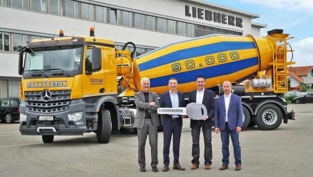 Liebherr livre sa 90 000ème bétonnière portée