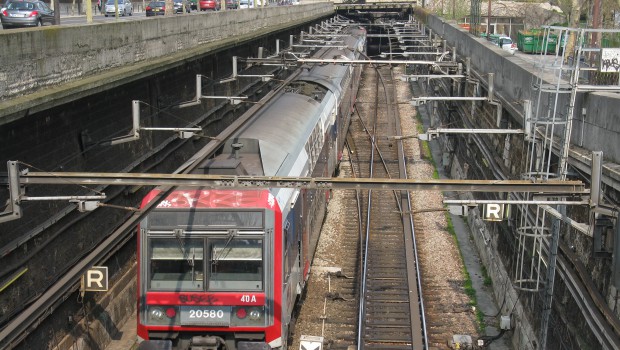 En Ile-de-France, le RER C fait peau neuve cet été
