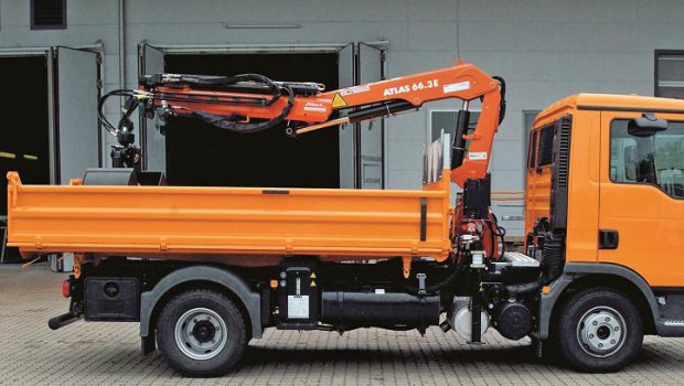 GaLaBau 2016 : Atlas présente sa grue auxiliaire AK 66.3 E