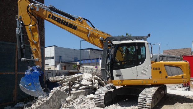 ECD s'équipe d'une pelle Liebherr R 918 Démolition