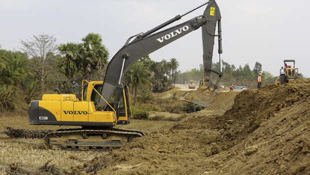 India  on the way  for development with Volvo CE