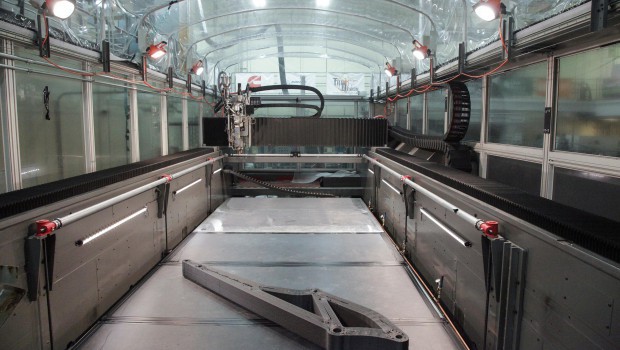 The first excavator printed in 3D :  become operational soon