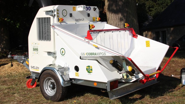 PREMIERE: Saelen sort un broyeur bi-carburant